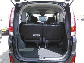 TOYOTA NOAH 2016