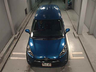 TOYOTA SIENTA 2016