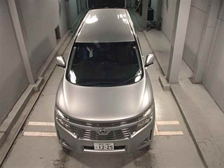 NISSAN ELGRAND 2010