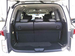NISSAN ELGRAND 2010