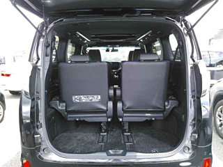 TOYOTA VELLFIRE 2017