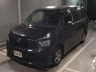 TOYOTA VOXY 2008
