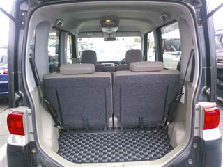DAIHATSU TANTO 2011