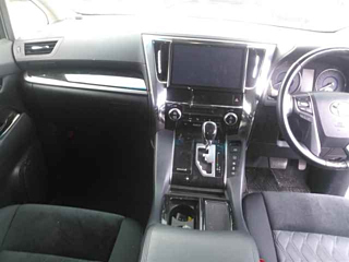 TOYOTA VELLFIRE 2019