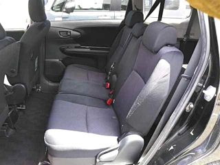 TOYOTA WISH 2016