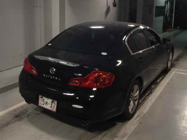 NISSAN SKYLINE 2010
