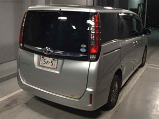 TOYOTA ESQUIRE 2016
