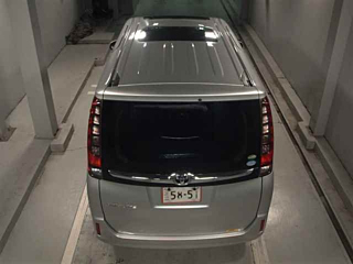 TOYOTA ESQUIRE 2016