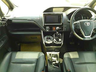 TOYOTA ESQUIRE 2016