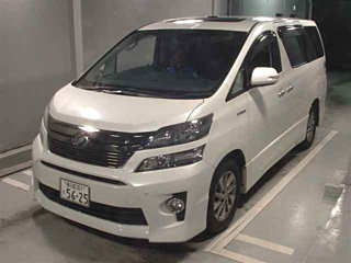 TOYOTA VELLFIRE 2013