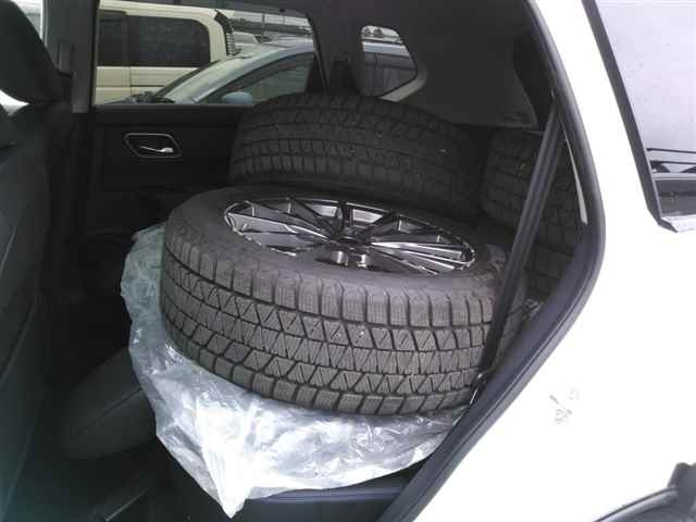 NISSAN X-TRAIL 2025
