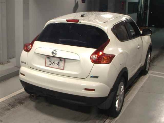 NISSAN JUKE 2010