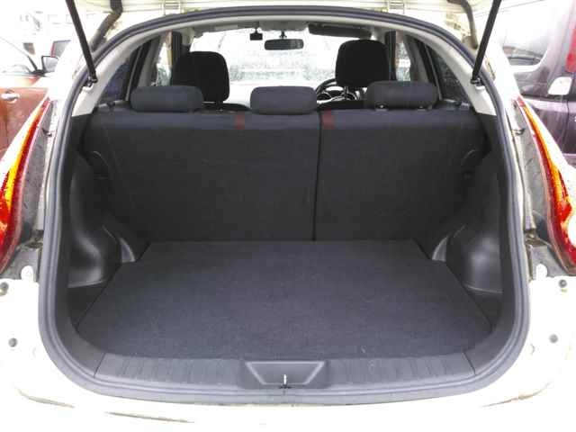 NISSAN JUKE 2010