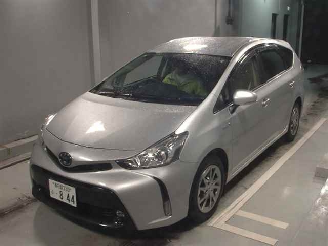 TOYOTA PRIUS ALPHA 2017