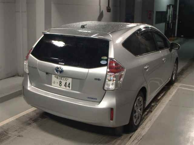 TOYOTA PRIUS ALPHA 2017