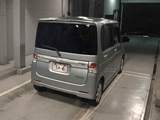 DAIHATSU TANTO 2008