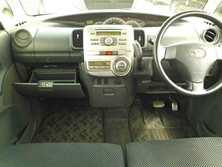 DAIHATSU TANTO 2008
