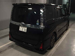 TOYOTA VOXY 2016