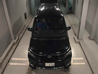 TOYOTA VOXY 2016