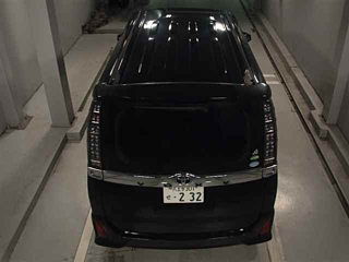 TOYOTA VOXY 2016