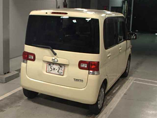 DAIHATSU TANTO 2008