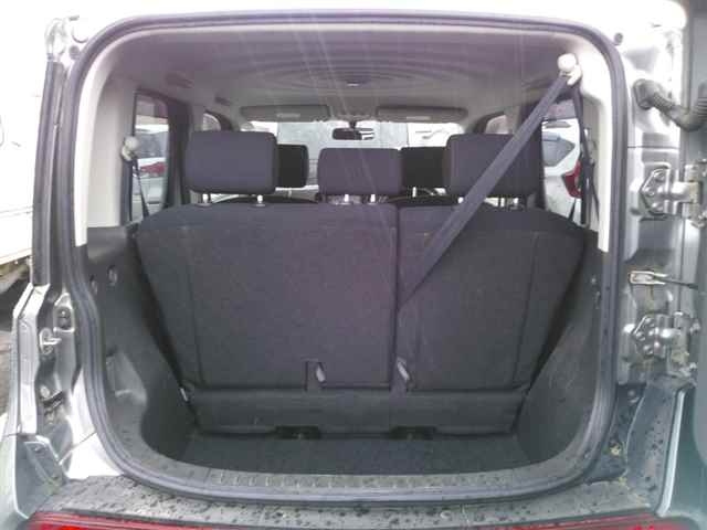 NISSAN CUBE 2010
