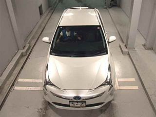 TOYOTA PRIUS 2016