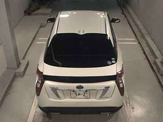 TOYOTA PRIUS 2016