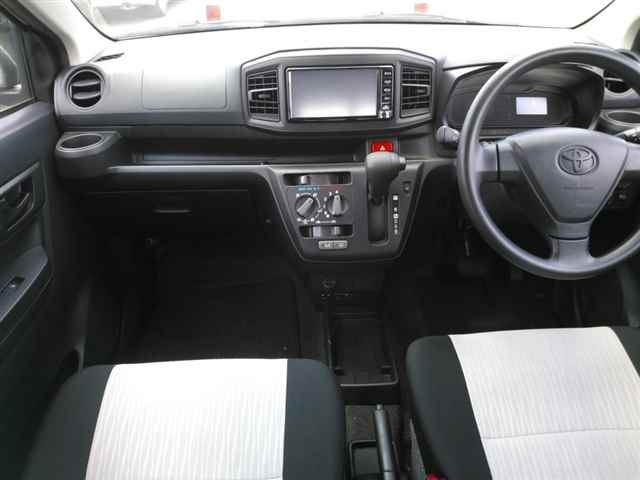 TOYOTA PIXIS EPOCH 2018