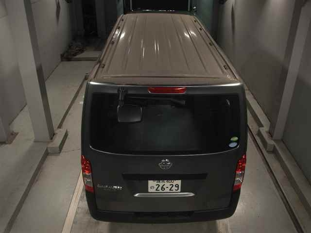 NISSAN CARAVAN VAN 2020
