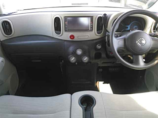 NISSAN CUBE 2010