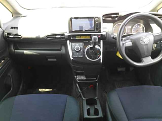 TOYOTA WISH 2015