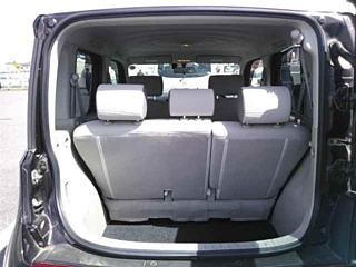 NISSAN CUBE 2010