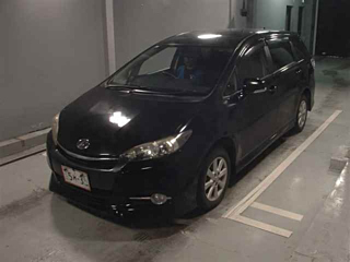 TOYOTA WISH 2015