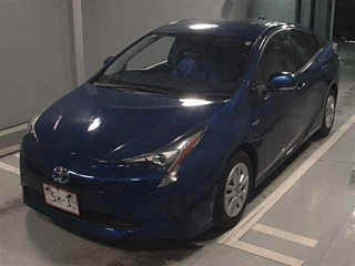 TOYOTA PRIUS 2018