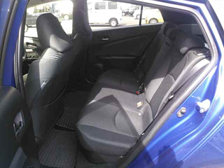 TOYOTA PRIUS 2018