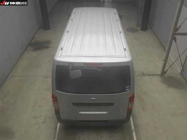 NISSAN CARAVAN VAN 2018