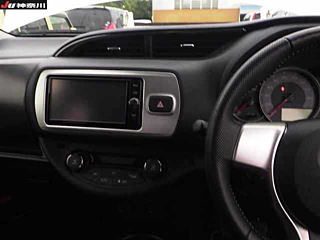 TOYOTA VITZ 2016