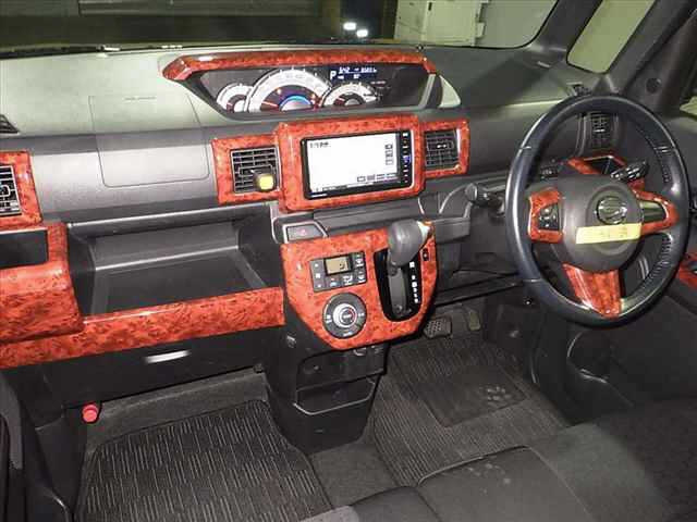DAIHATSU WAKE 2018