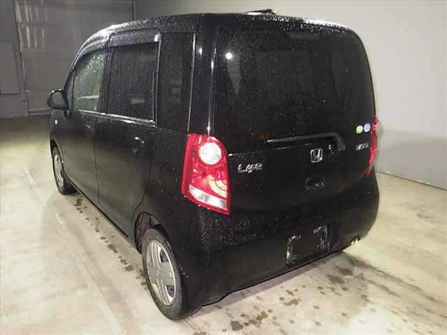 HONDA LIFE 2010