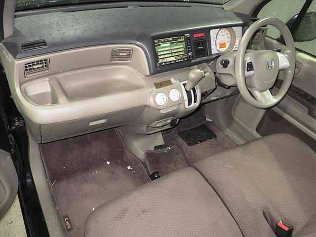 HONDA LIFE 2010