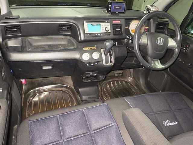 HONDA LIFE 2009