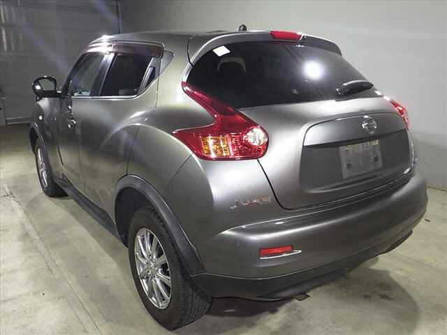 NISSAN JUKE 2010