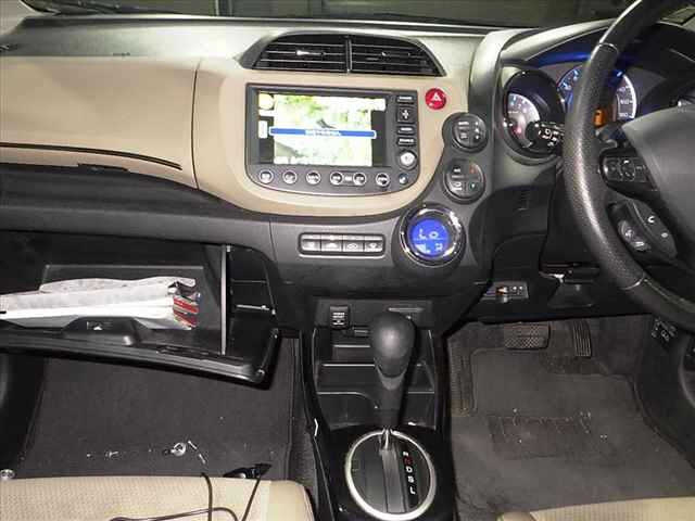 HONDA FIT SHUTTLE 2012