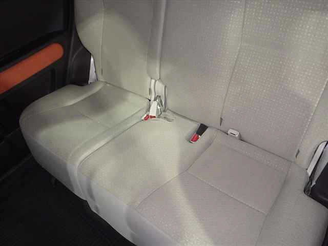 TOYOTA SPADE 2013