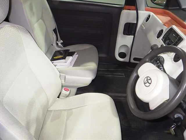 TOYOTA SPADE 2014