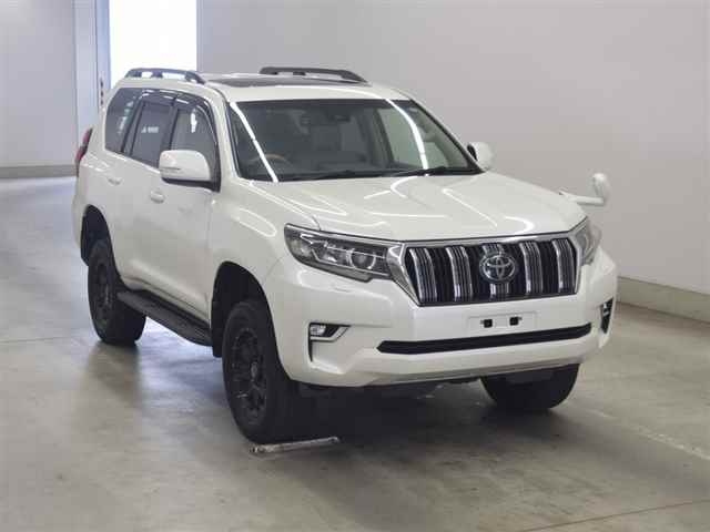 TOYOTA LAND CRUISER PRADO 2020