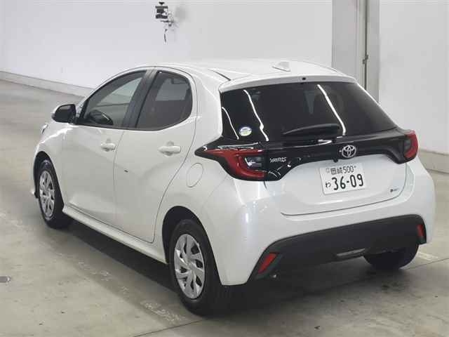 TOYOTA YARIS 2024