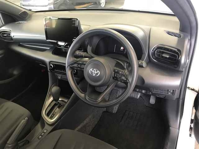 TOYOTA YARIS 2024