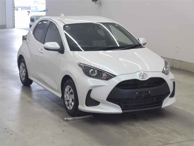 TOYOTA YARIS 2024